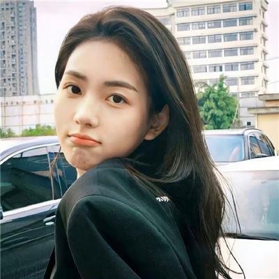 美丽笨女人